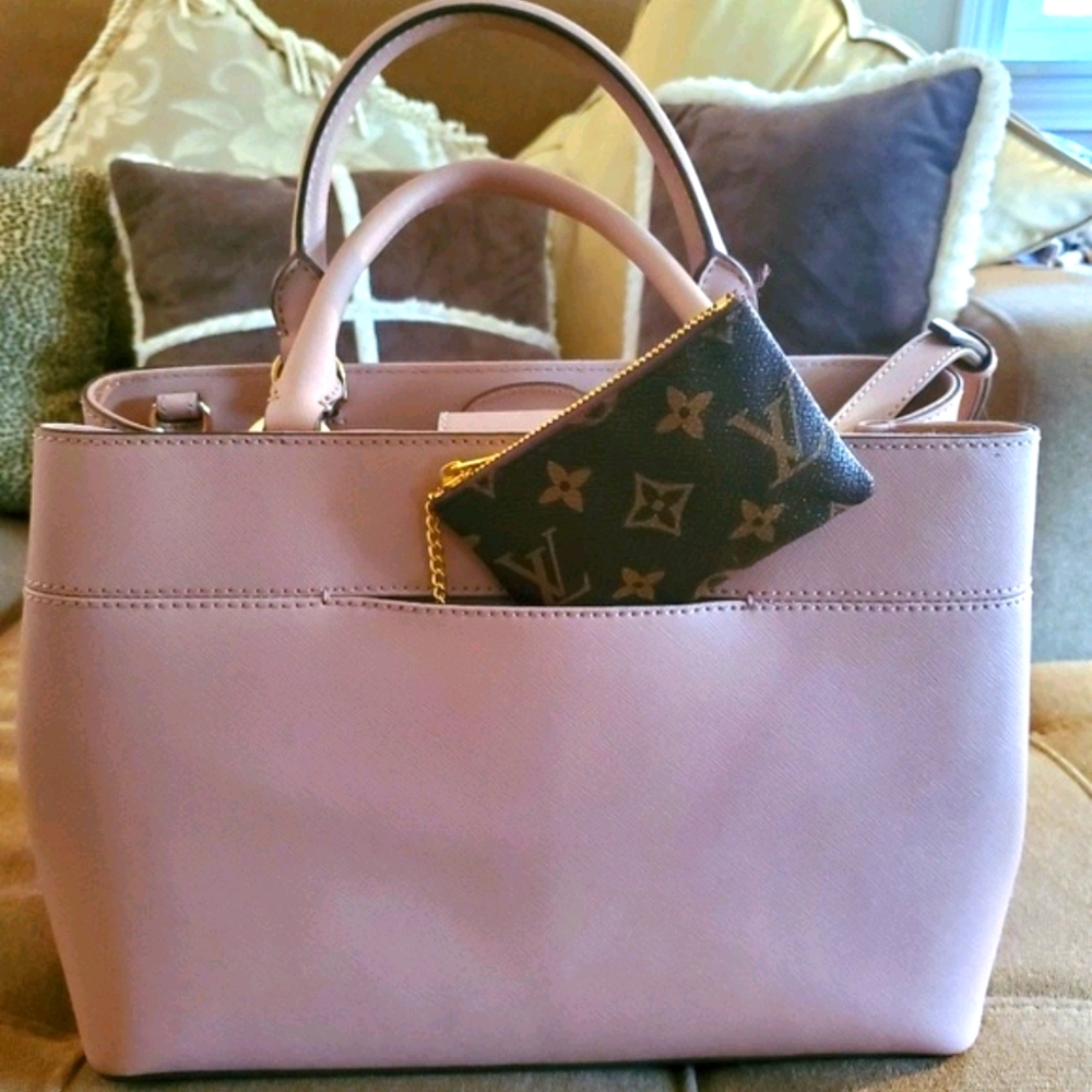 NEW 💯 Michael Kors Hailee Satchel In Fawn - Picture 2 of 16